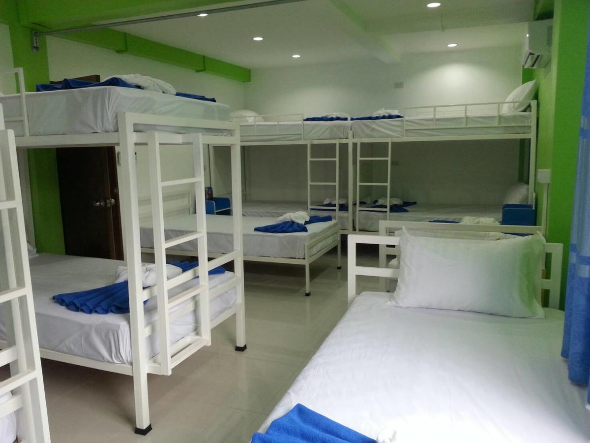 Madinah Hostel Ranong Zewnętrze zdjęcie